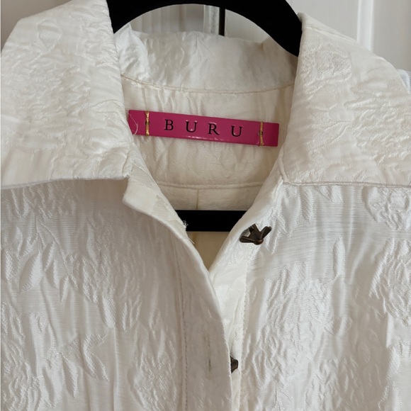 Elegant White BURU Pink Label Sleeveless Button-Down Dress - Picture 2 of 7